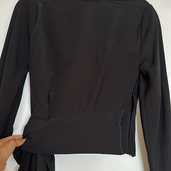 3.1 Phillip Lin black v-neck silk blouse - Picture 6 of 6